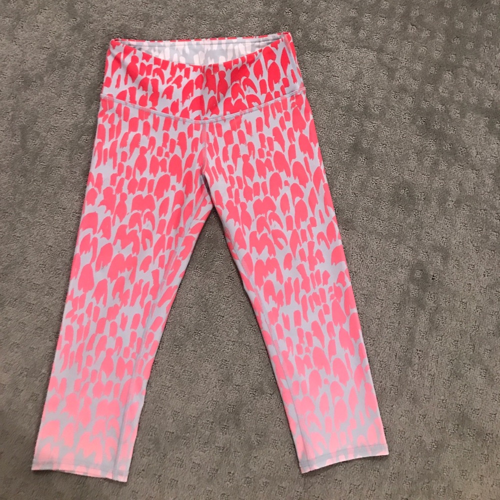 ALO yoga nwot pink cheetah workout pants